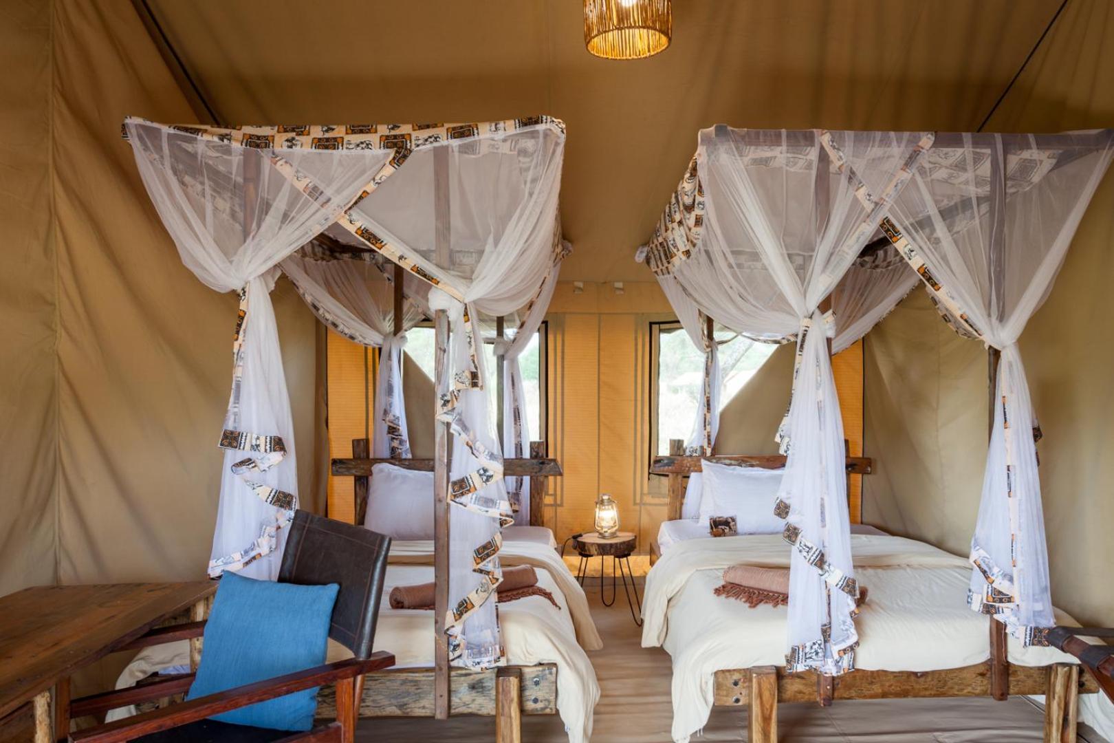 Baobab Tented Camp Kwa Kuchinia エクステリア 写真